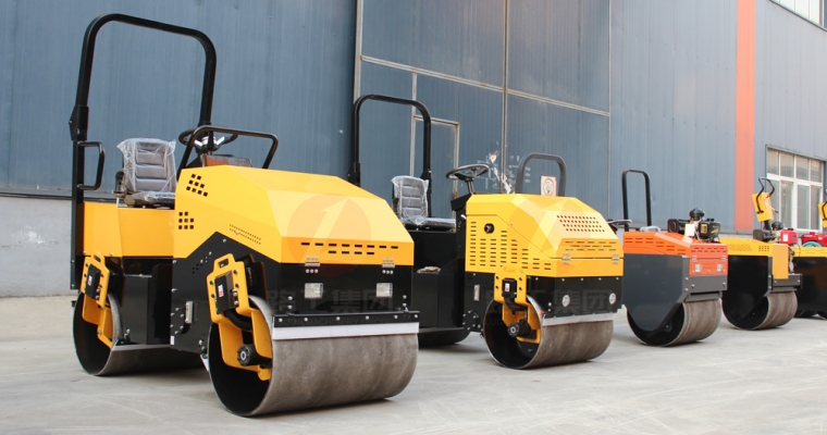 云顶集团集团详解压路机选购要领